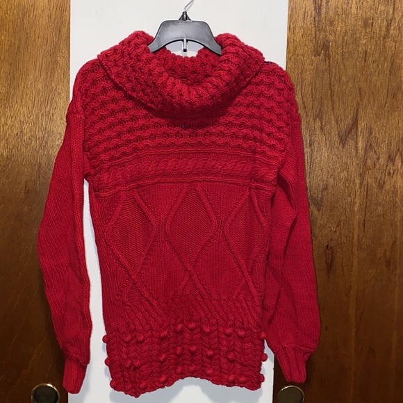❤️EUC City UNLTD Cable Knit Sweater - Picture 7 of 9